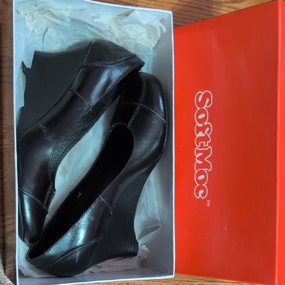 Women's Black Wedge Shoes